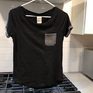 Black pink brand with white stripes tee size xs